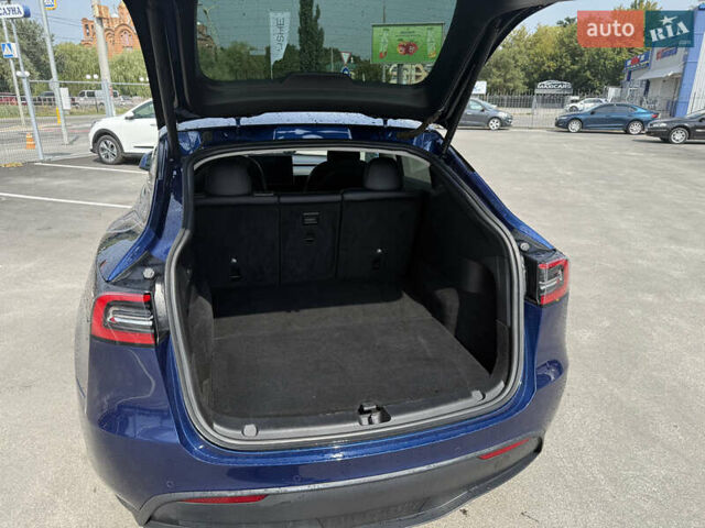 Синий Тесла Model Y, объемом двигателя 0 л и пробегом 120 тыс. км за 25499 $, фото 8 на Automoto.ua