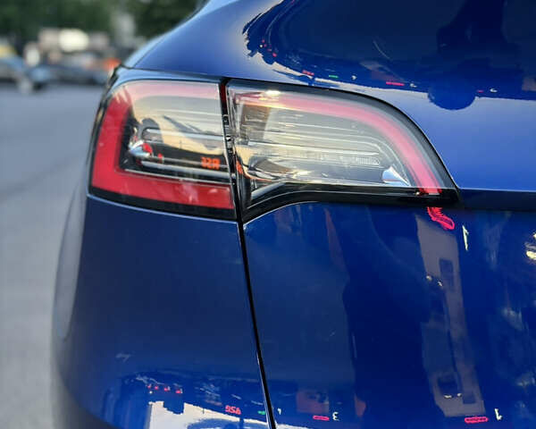 Синий Тесла Model Y, объемом двигателя 0 л и пробегом 43 тыс. км за 25500 $, фото 17 на Automoto.ua