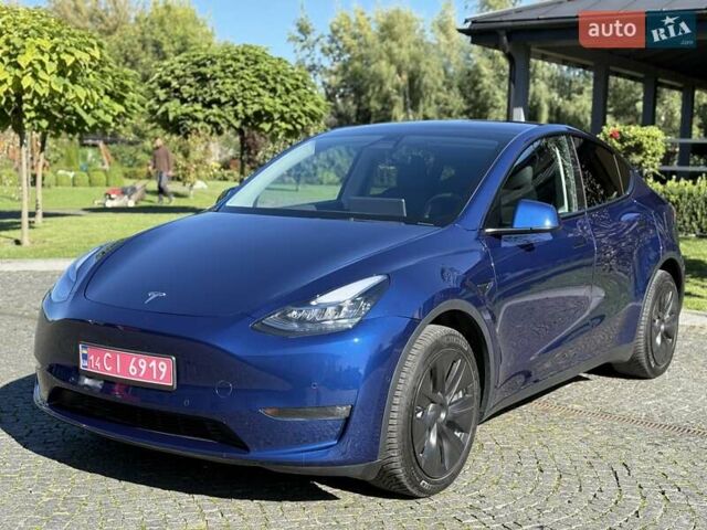 Синий Тесла Model Y, объемом двигателя 0 л и пробегом 80 тыс. км за 25300 $, фото 7 на Automoto.ua