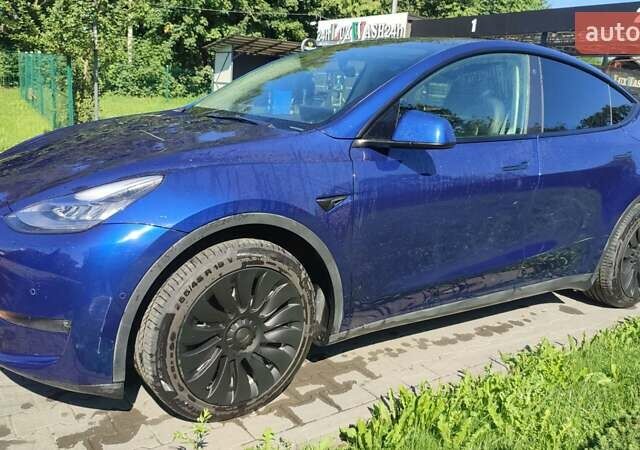 Синий Тесла Model Y, объемом двигателя 0 л и пробегом 54 тыс. км за 29900 $, фото 6 на Automoto.ua
