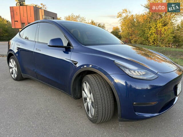 Синий Тесла Model Y, объемом двигателя 0 л и пробегом 42 тыс. км за 24500 $, фото 5 на Automoto.ua