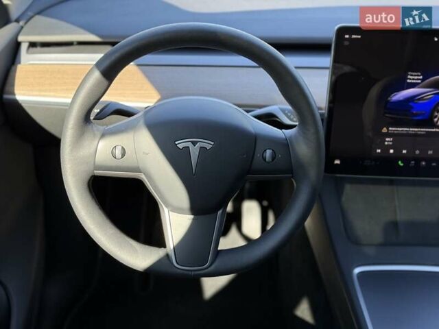 Синий Тесла Model Y, объемом двигателя 0 л и пробегом 80 тыс. км за 25300 $, фото 106 на Automoto.ua