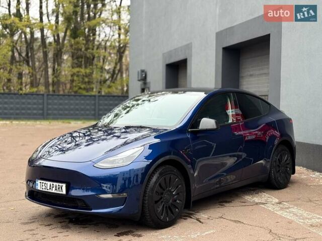 Синий Тесла Model Y, объемом двигателя 0 л и пробегом 40 тыс. км за 29999 $, фото 3 на Automoto.ua