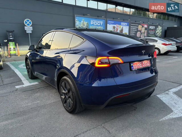 Синий Тесла Model Y, объемом двигателя 0 л и пробегом 43 тыс. км за 25500 $, фото 11 на Automoto.ua