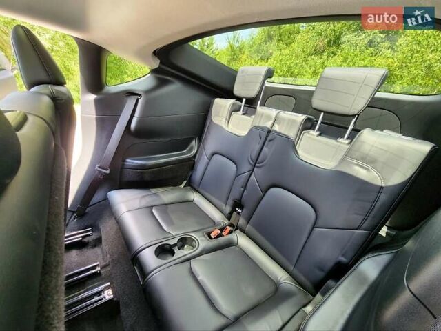 Синий Тесла Model Y, объемом двигателя 0 л и пробегом 37 тыс. км за 25900 $, фото 33 на Automoto.ua
