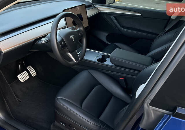 Синий Тесла Model Y, объемом двигателя 0 л и пробегом 84 тыс. км за 26900 $, фото 41 на Automoto.ua