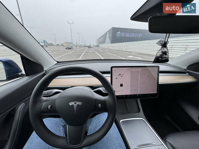 Синий Тесла Model Y, объемом двигателя 0 л и пробегом 66 тыс. км за 24100 $, фото 18 на Automoto.ua