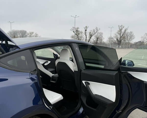 Синій Тесла Model Y, об'ємом двигуна 0 л та пробігом 68 тис. км за 25700 $, фото 17 на Automoto.ua