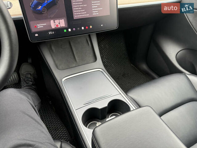 Синий Тесла Model Y, объемом двигателя 0 л и пробегом 120 тыс. км за 24500 $, фото 27 на Automoto.ua