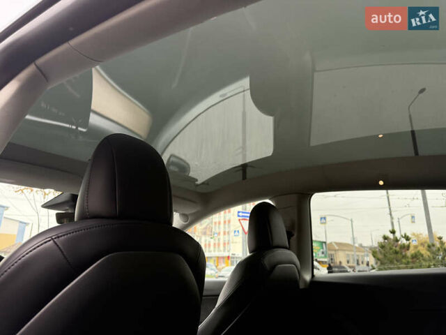 Синий Тесла Model Y, объемом двигателя 0 л и пробегом 120 тыс. км за 24500 $, фото 17 на Automoto.ua