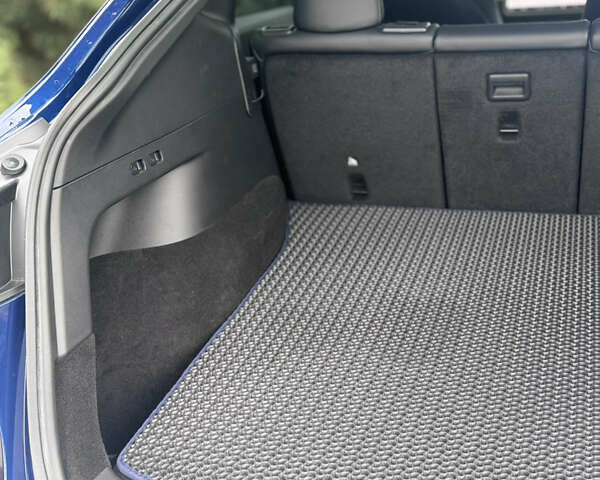 Синий Тесла Model Y, объемом двигателя 0 л и пробегом 52 тыс. км за 30900 $, фото 40 на Automoto.ua