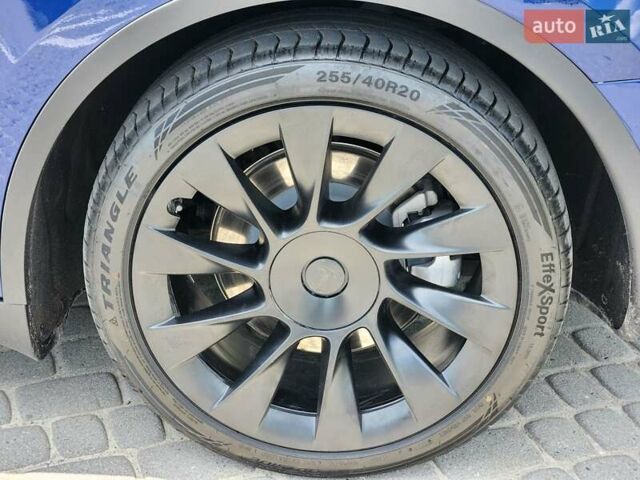 Синий Тесла Model Y, объемом двигателя 0 л и пробегом 37 тыс. км за 25900 $, фото 19 на Automoto.ua