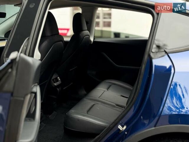 Синий Тесла Model Y, объемом двигателя 0 л и пробегом 40 тыс. км за 29999 $, фото 14 на Automoto.ua