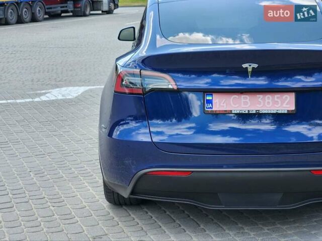 Синий Тесла Model Y, объемом двигателя 0 л и пробегом 37 тыс. км за 25900 $, фото 11 на Automoto.ua