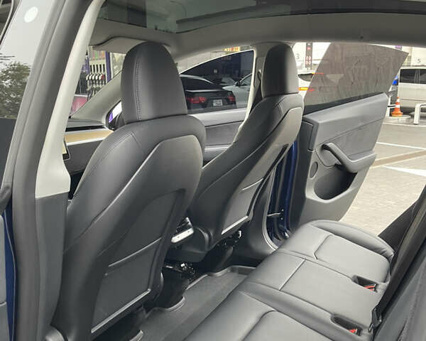 Тесла Model Y 2022 в Днепре (Днепропетровске) на Automoto.ua Синий Тесла Model Y, объемом двигателя 0 л и пробегом 57 тыс. км за 25499 $, фото 21 на Automoto.ua