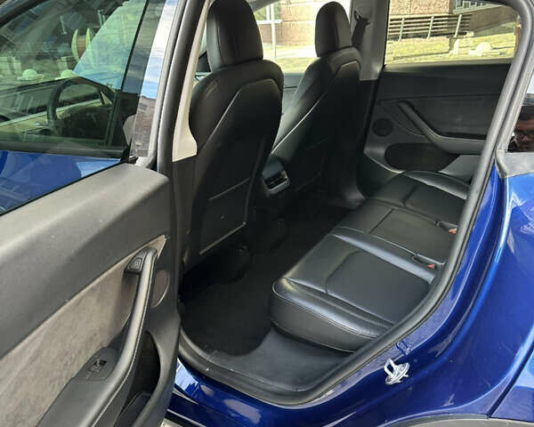 Синий Тесла Model Y, объемом двигателя 0 л и пробегом 27 тыс. км за 29500 $, фото 5 на Automoto.ua