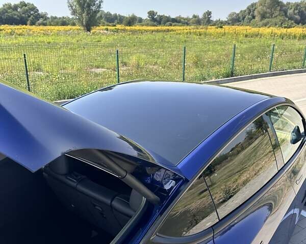 Синий Тесла Model Y, объемом двигателя 0 л и пробегом 48 тыс. км за 26700 $, фото 13 на Automoto.ua