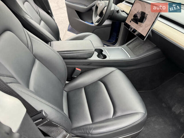 Синий Тесла Model Y, объемом двигателя 0 л и пробегом 66 тыс. км за 24100 $, фото 16 на Automoto.ua