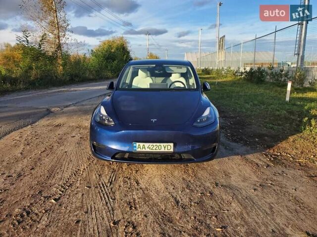 Синий Тесла Model Y, объемом двигателя 0 л и пробегом 39 тыс. км за 30000 $, фото 2 на Automoto.ua