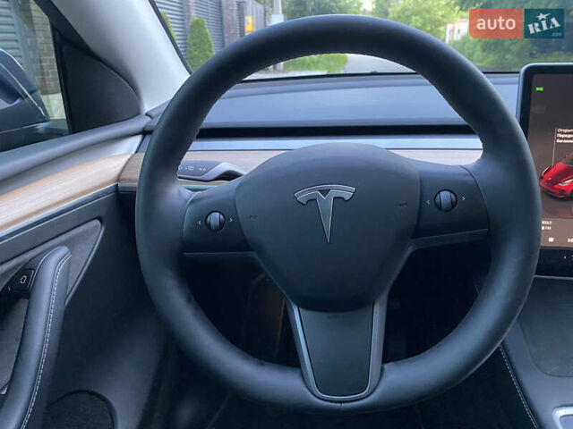 Тесла Model Y 2022 в Киеве на Automoto.ua Синий Тесла Model Y, объемом двигателя 0 л и пробегом 54 тыс. км за 26600 $, фото 25 на Automoto.ua