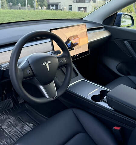 Синий Тесла Model Y, объемом двигателя 0 л и пробегом 18 тыс. км за 28000 $, фото 18 на Automoto.ua