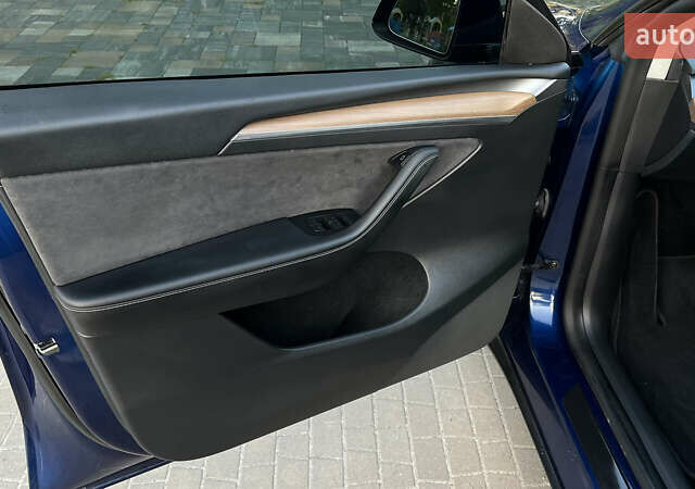 Синий Тесла Model Y, объемом двигателя 0 л и пробегом 84 тыс. км за 26900 $, фото 35 на Automoto.ua