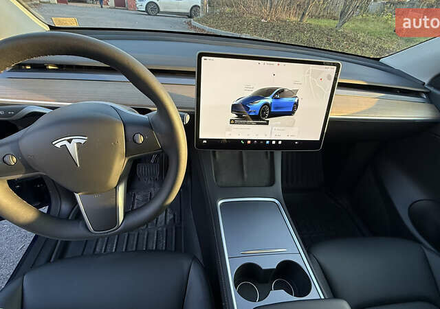 Синій Тесла Model Y, об'ємом двигуна 0 л та пробігом 18 тис. км за 26000 $, фото 6 на Automoto.ua
