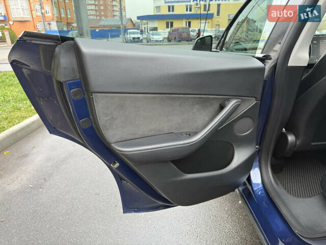 Синий Тесла Model Y, объемом двигателя 0 л и пробегом 120 тыс. км за 24500 $, фото 14 на Automoto.ua