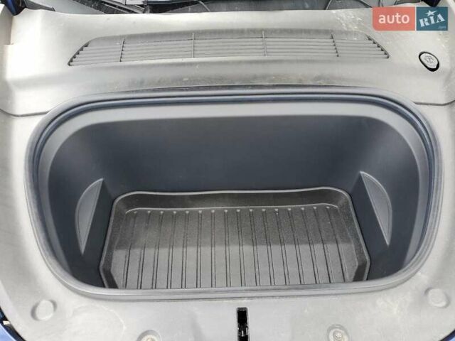 Синій Тесла Model Y, об'ємом двигуна 0 л та пробігом 53 тис. км за 8700 $, фото 11 на Automoto.ua