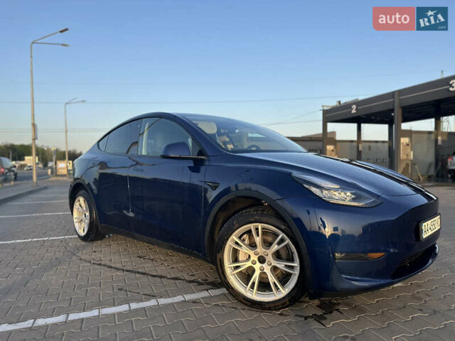 Синий Тесла Model Y, объемом двигателя 0 л и пробегом 86 тыс. км за 25000 $, фото 2 на Automoto.ua