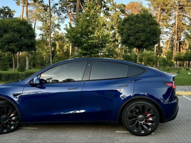 Синий Тесла Model Y, объемом двигателя 0 л и пробегом 84 тыс. км за 26900 $, фото 3 на Automoto.ua