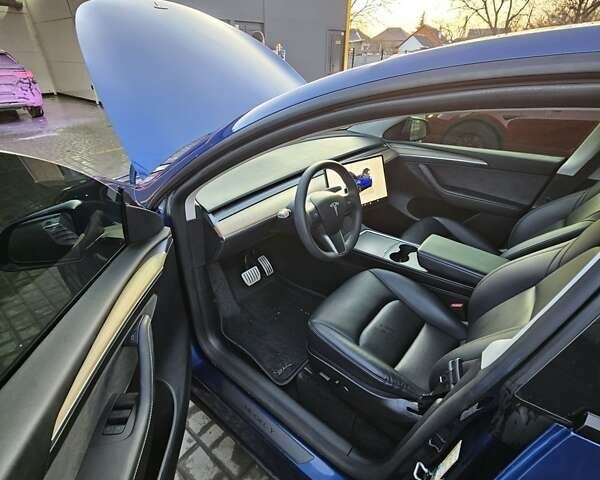 Синий Тесла Model Y, объемом двигателя 0 л и пробегом 55 тыс. км за 38000 $, фото 17 на Automoto.ua