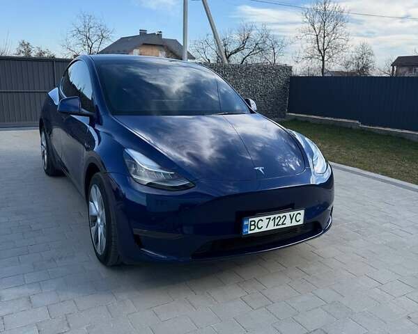 Синий Тесла Model Y, объемом двигателя 0 л и пробегом 80 тыс. км за 27000 $, фото 2 на Automoto.ua