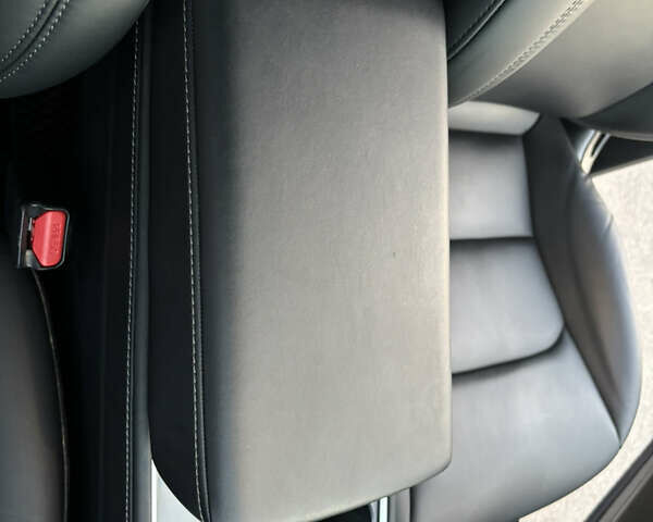 Синий Тесла Model Y, объемом двигателя 0 л и пробегом 43 тыс. км за 25500 $, фото 25 на Automoto.ua