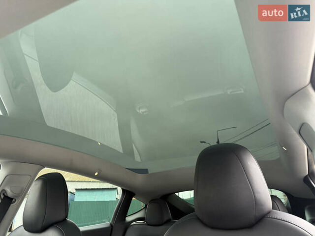 Синий Тесла Model Y, объемом двигателя 0 л и пробегом 120 тыс. км за 24500 $, фото 28 на Automoto.ua