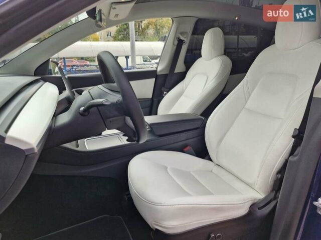 Тесла Model Y 2022 в Киеве на Automoto.ua Синий Тесла Model Y, объемом двигателя 0 л и пробегом 25 тыс. км за 31900 $, фото 8 на Automoto.ua