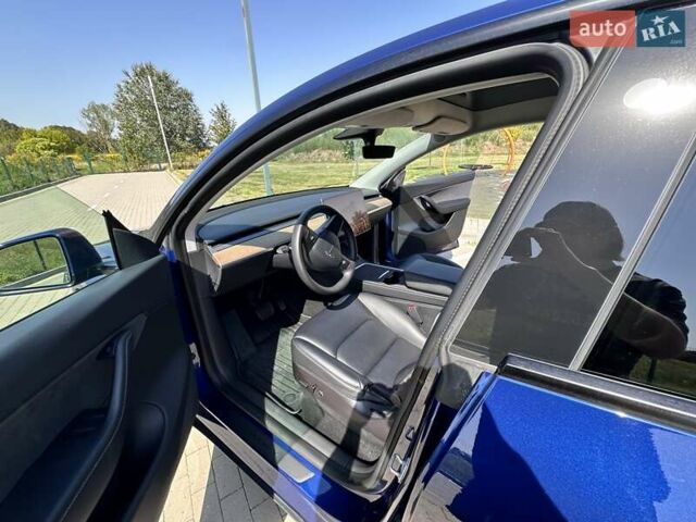Синий Тесла Model Y, объемом двигателя 0 л и пробегом 48 тыс. км за 26700 $, фото 30 на Automoto.ua