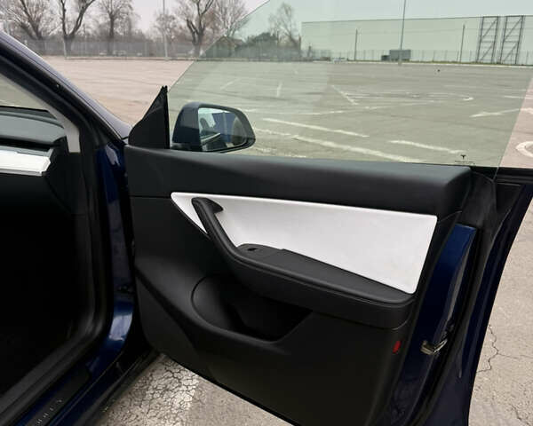 Синій Тесла Model Y, об'ємом двигуна 0 л та пробігом 68 тис. км за 25700 $, фото 20 на Automoto.ua