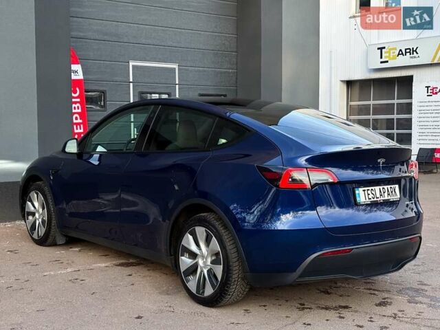Синий Тесла Model Y, объемом двигателя 0 л и пробегом 59 тыс. км за 32999 $, фото 6 на Automoto.ua