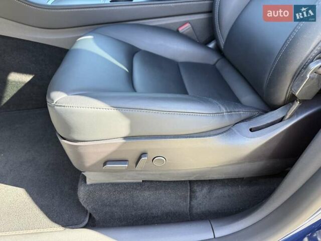 Синий Тесла Model Y, объемом двигателя 0 л и пробегом 80 тыс. км за 25300 $, фото 75 на Automoto.ua