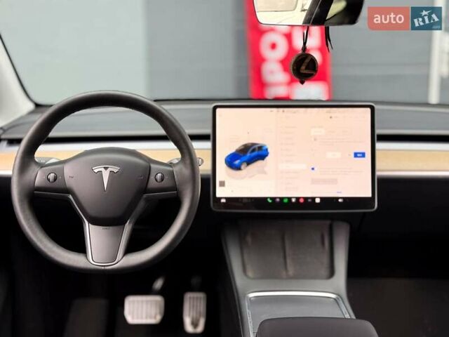 Синий Тесла Model Y, объемом двигателя 0 л и пробегом 40 тыс. км за 29999 $, фото 17 на Automoto.ua
