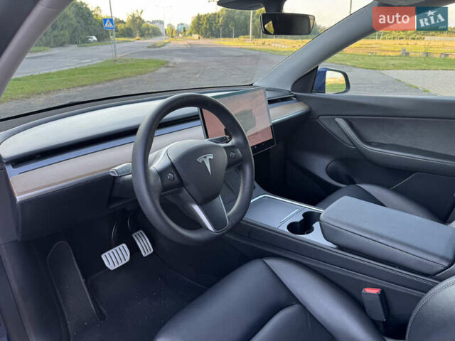 Синий Тесла Model Y, объемом двигателя 0 л и пробегом 61 тыс. км за 23800 $, фото 10 на Automoto.ua