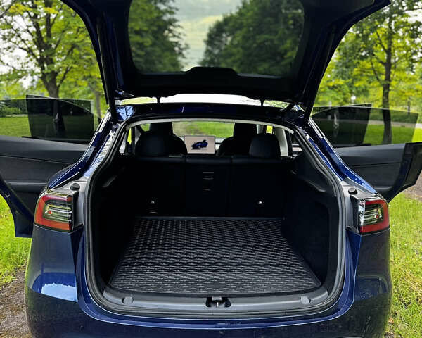 Синий Тесла Model Y, объемом двигателя 0 л и пробегом 26 тыс. км за 19900 $, фото 8 на Automoto.ua