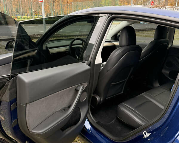 Синий Тесла Model Y, объемом двигателя 0 л и пробегом 46 тыс. км за 31900 $, фото 9 на Automoto.ua
