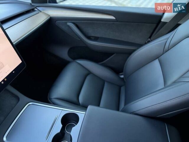 Синій Тесла Model Y, об'ємом двигуна 0 л та пробігом 43 тис. км за 32000 $, фото 18 на Automoto.ua