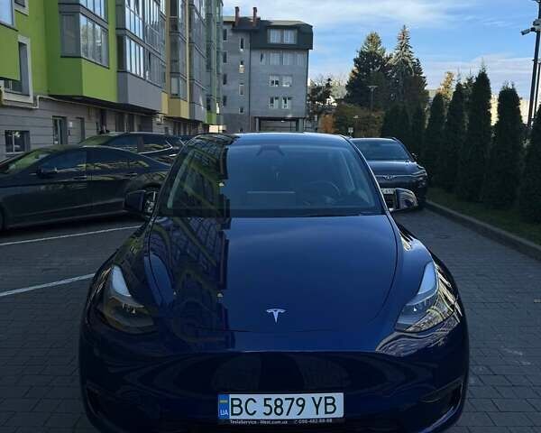 Синий Тесла Model Y, объемом двигателя 0 л и пробегом 27 тыс. км за 29499 $, фото 1 на Automoto.ua