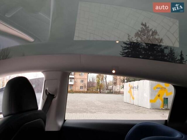 Синій Тесла Model Y, об'ємом двигуна 0 л та пробігом 54 тис. км за 30000 $, фото 36 на Automoto.ua