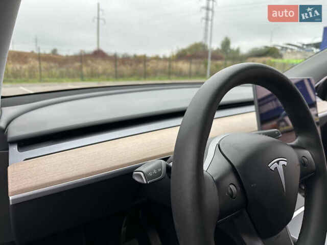 Синій Тесла Model Y, об'ємом двигуна 0 л та пробігом 81 тис. км за 25500 $, фото 28 на Automoto.ua
