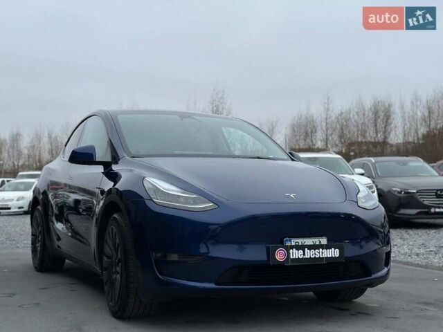 Синий Тесла Model Y, объемом двигателя 0 л и пробегом 10 тыс. км за 30494 $, фото 11 на Automoto.ua