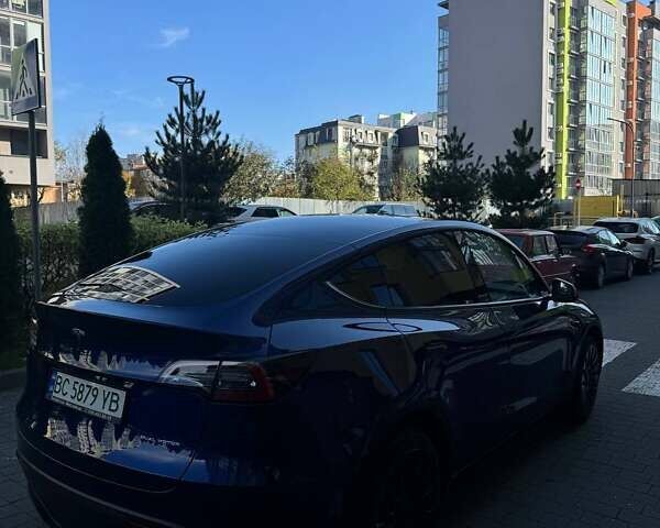Синий Тесла Model Y, объемом двигателя 0 л и пробегом 27 тыс. км за 29499 $, фото 4 на Automoto.ua